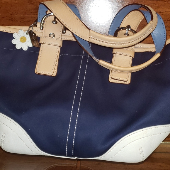 Coach bag - Picture 1 of 2